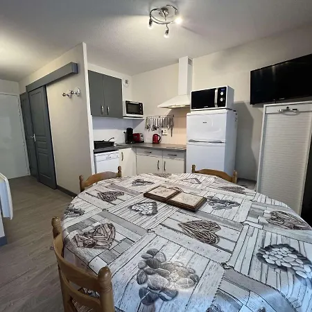 T2 A Avec Terrasse, Parking Prive, 4 Pers., Proche Et Commerces - Fr-1-701-19 Valras-Plage