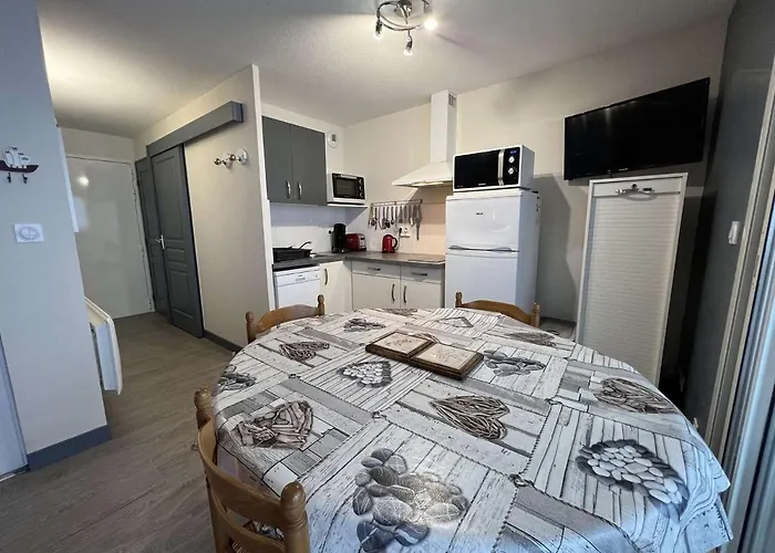 T2 A Avec Terrasse, Parking Prive, 4 Pers., Proche Et Commerces - Fr-1-701-19 Valras-Plage