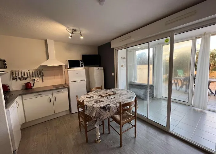 Διαμέρισμα T2 A Avec Terrasse, Parking Prive, 4 Pers., Proche Et Commerces - Fr-1-701-19